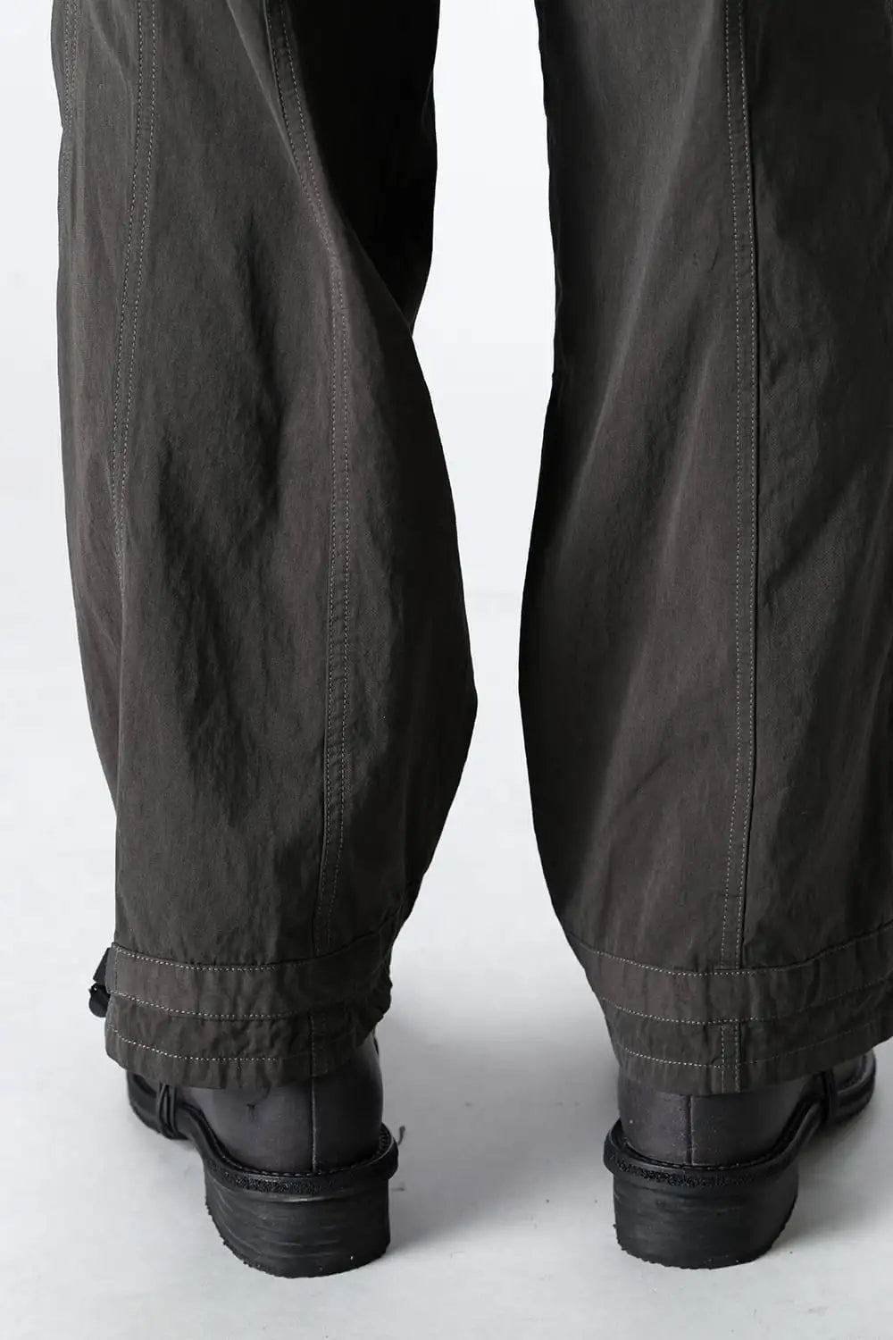 Dry Cotton Wide Trousers  Olive Drab