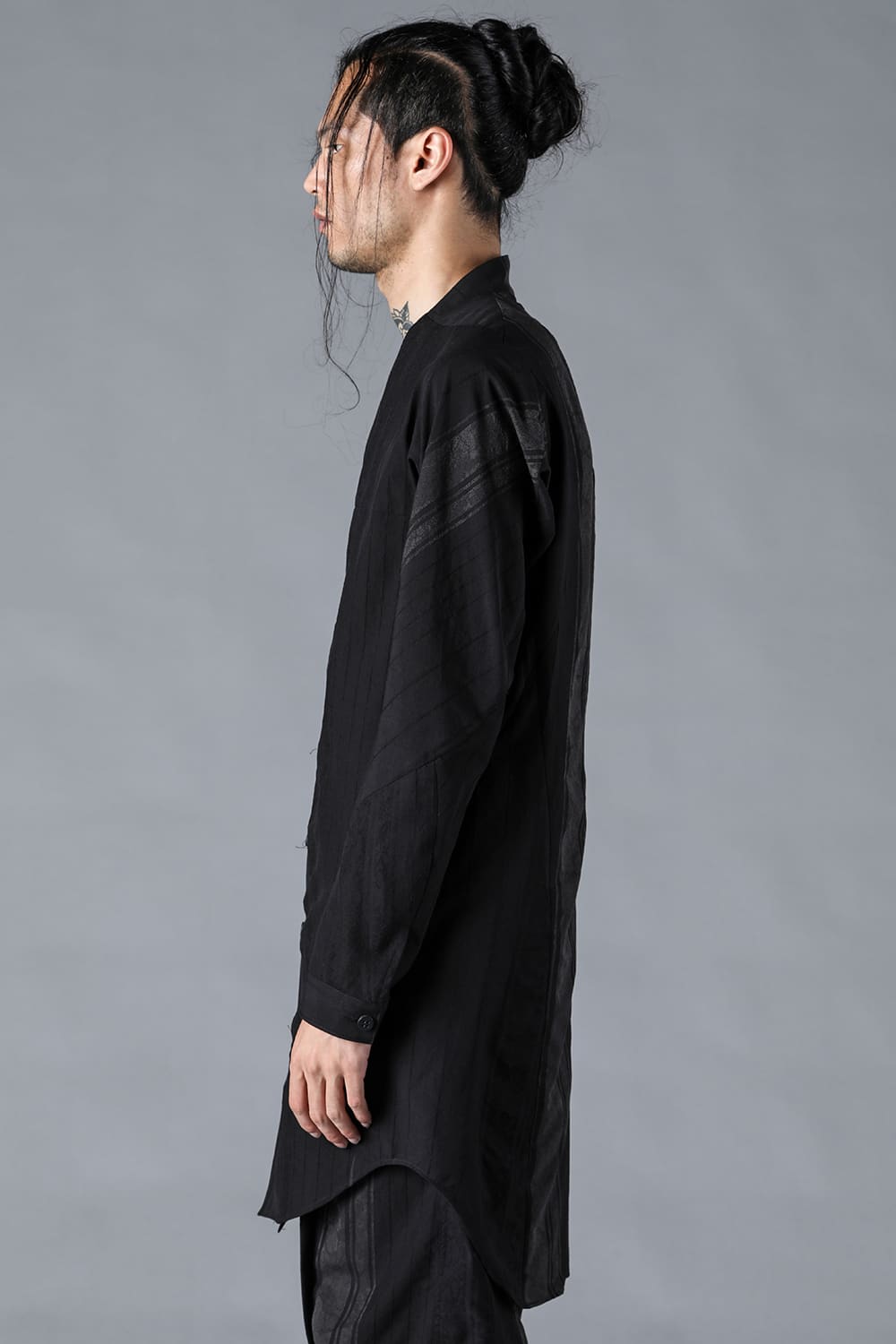 Cracked Random Stripe Jacquard Long Shirt