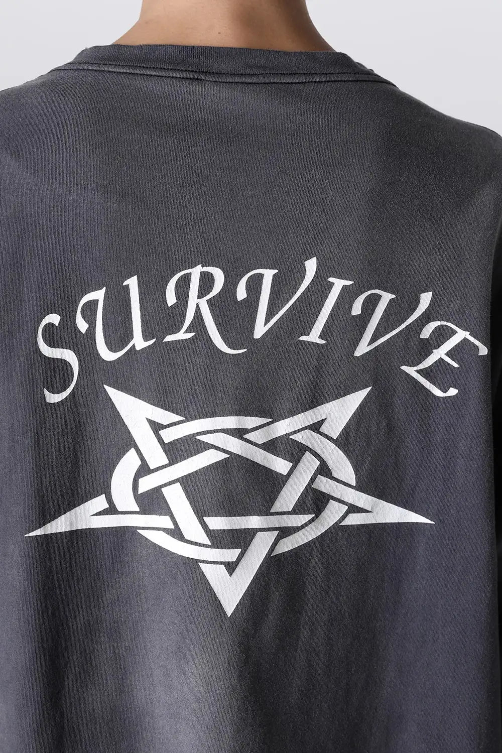 SURVIVE ロングスリーブTシャツ