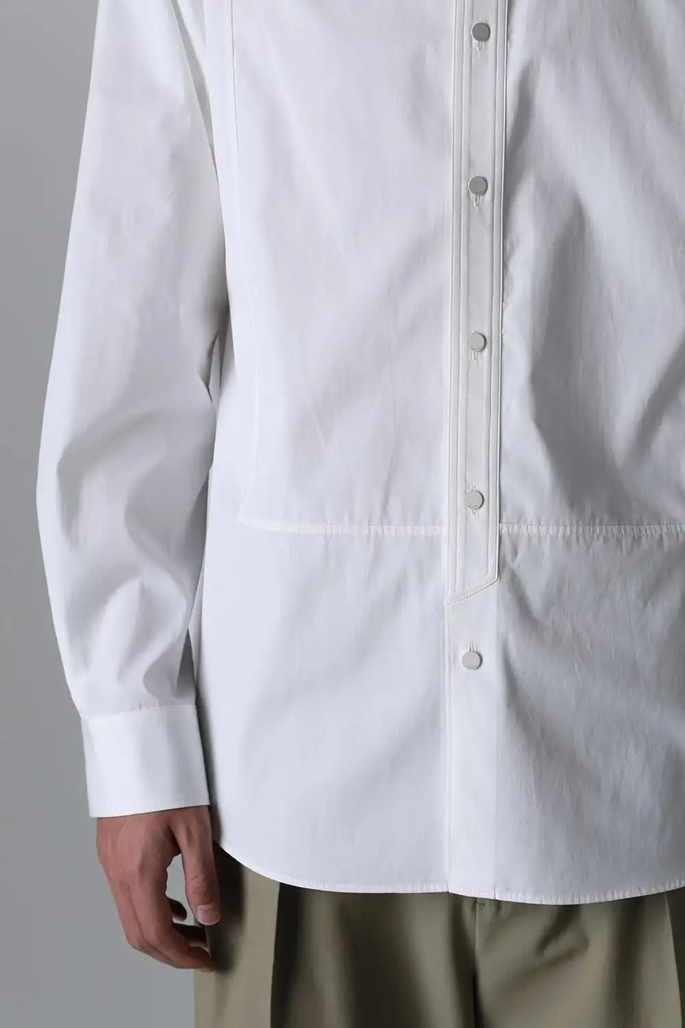 Front panel Shirt With Leather Tab White