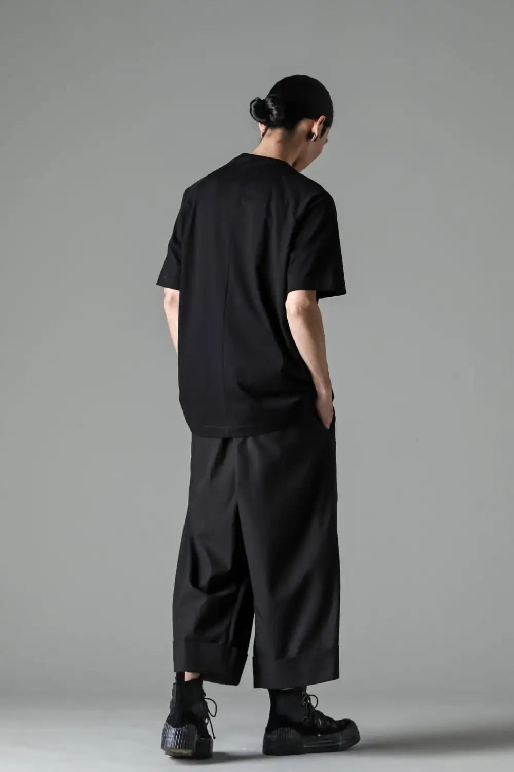 Baggy cropped pants 60/2 cotton gabardine