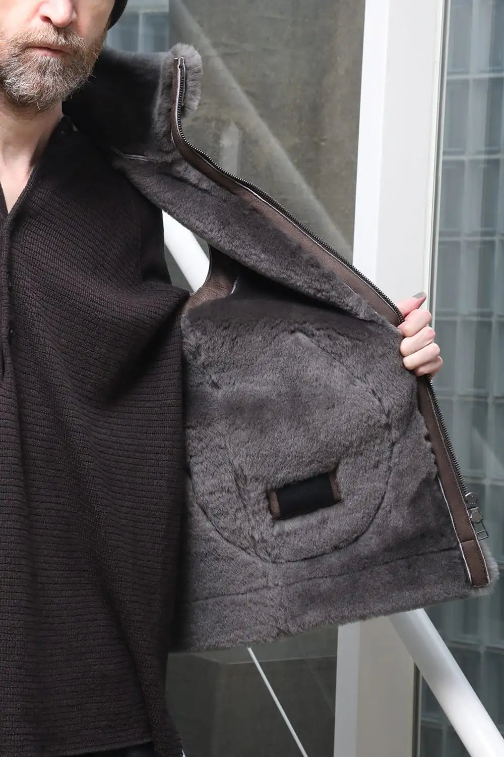 ハイネックベスト シープスキン ワームグレイ