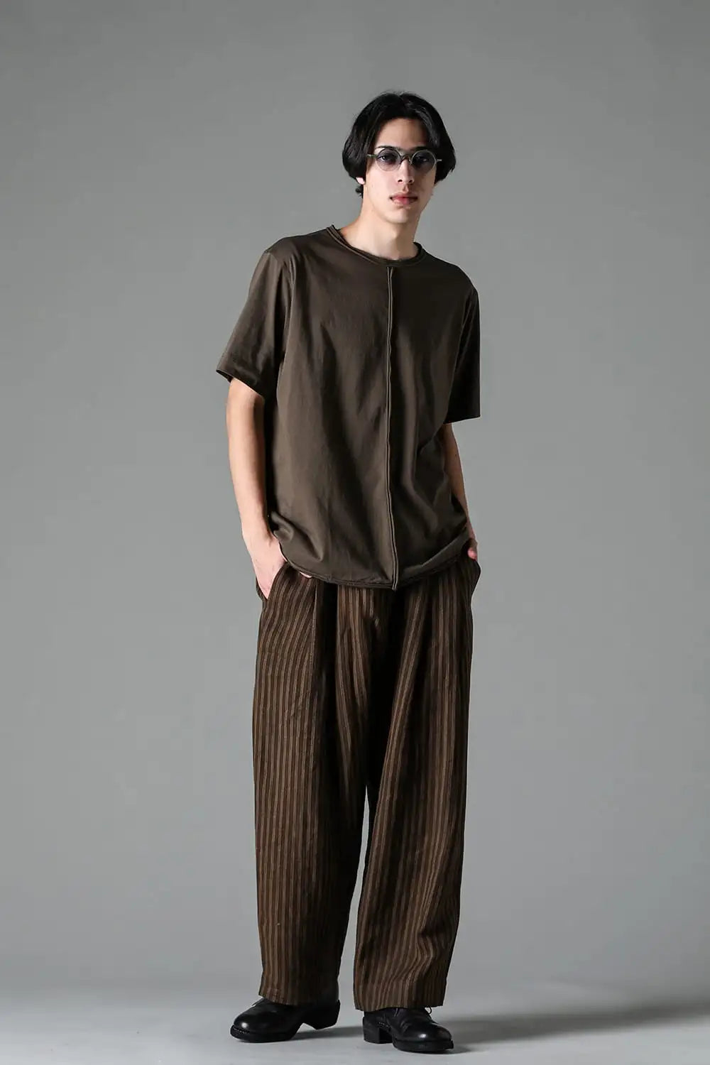 Front Pleats Tapered Long Trousers