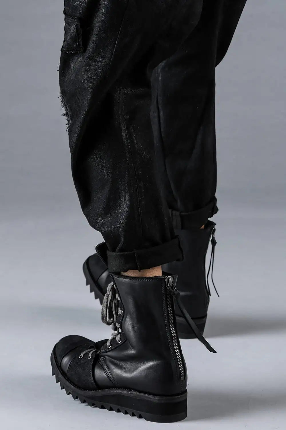 ホースレザーシャークソールレースアップブーツ