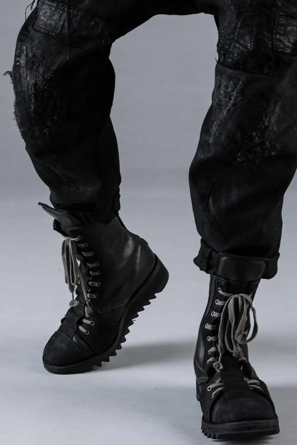 ホースレザーシャークソールレースアップブーツ