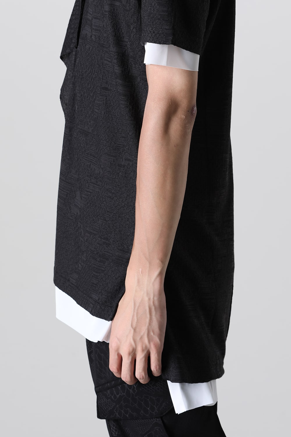 Layered Petit Frill T-Shirt Black&White