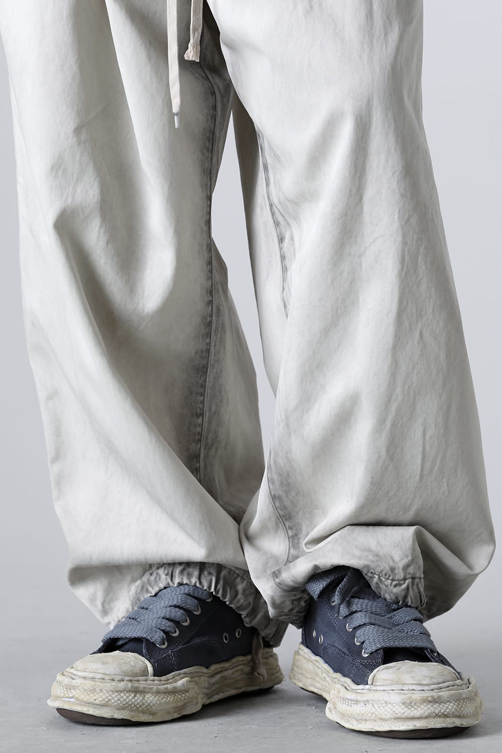 PETERSON 23 canvas garment dye Low-Top sneakers Black