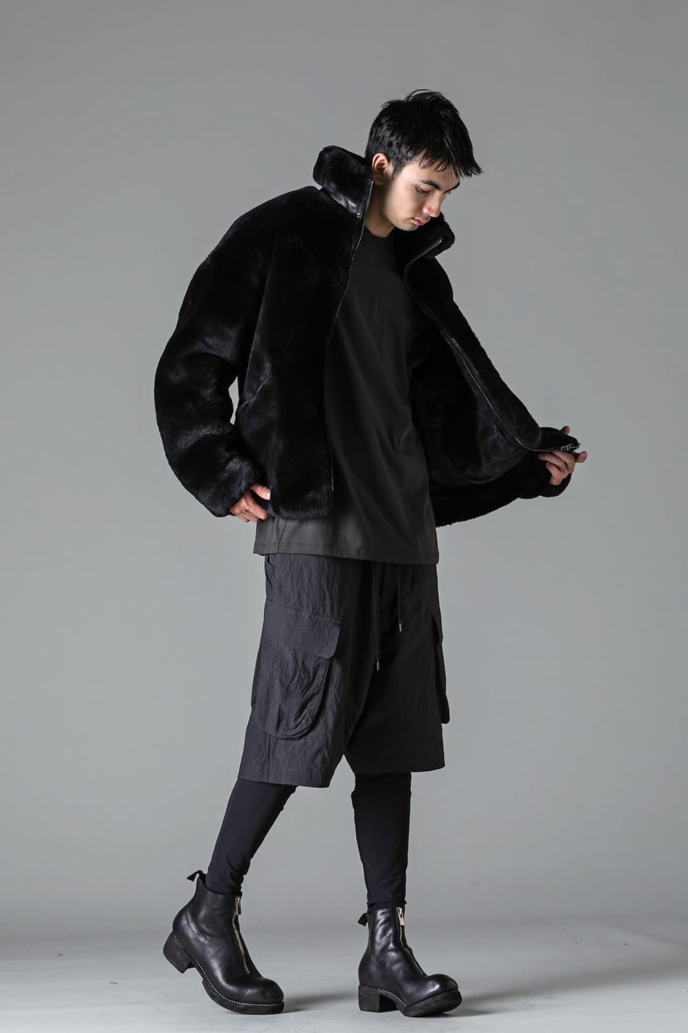 FASCINATE_THE R Limited Mouton Jacket Black