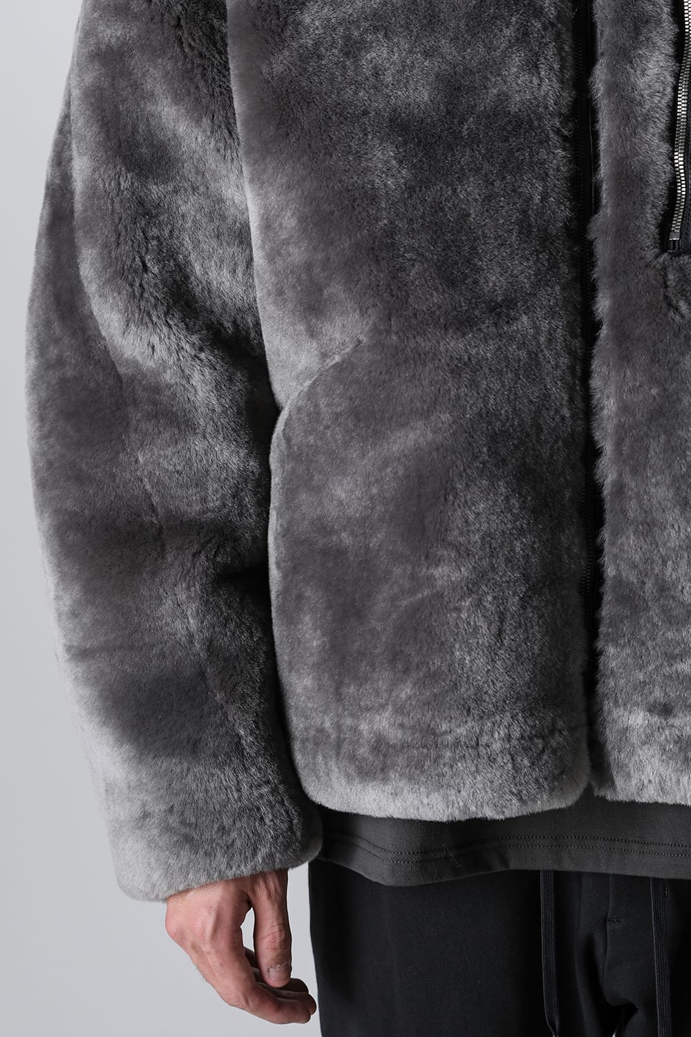 FASCINATE_THE R Limited Mouton Jacket Gray