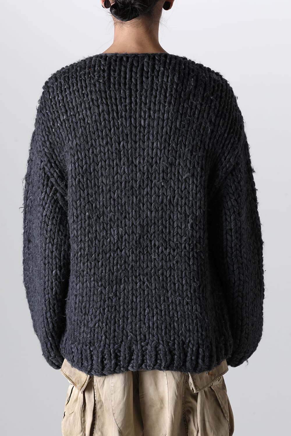 Roving Yarn Pullover Black