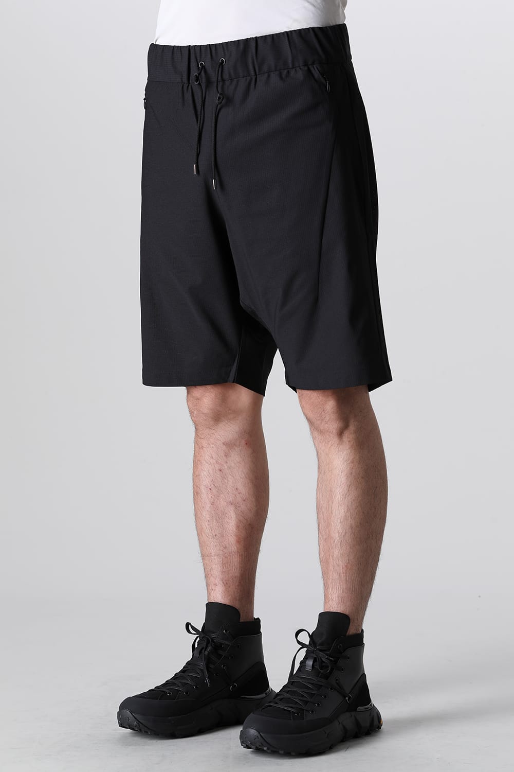 Ventilation Loose Short Pants