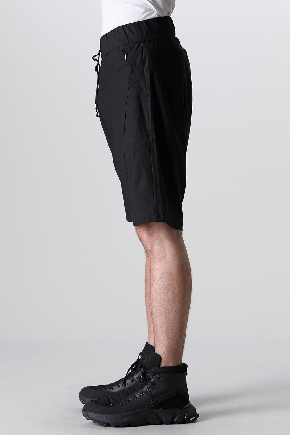 Ventilation Loose Short Pants