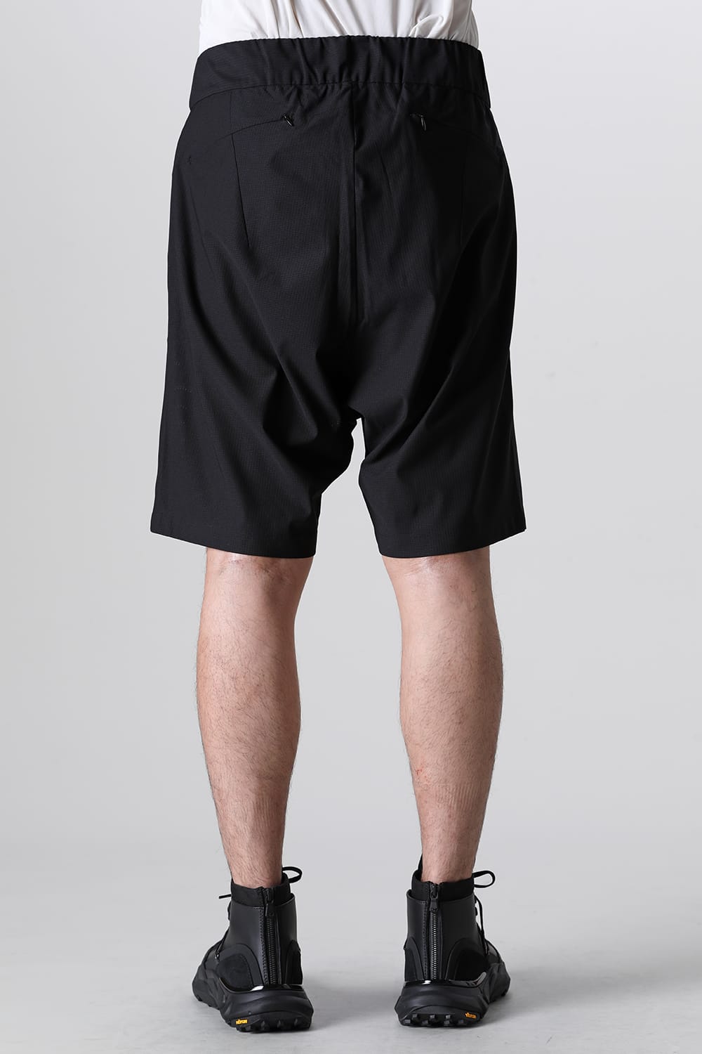 Ventilation Loose Short Pants