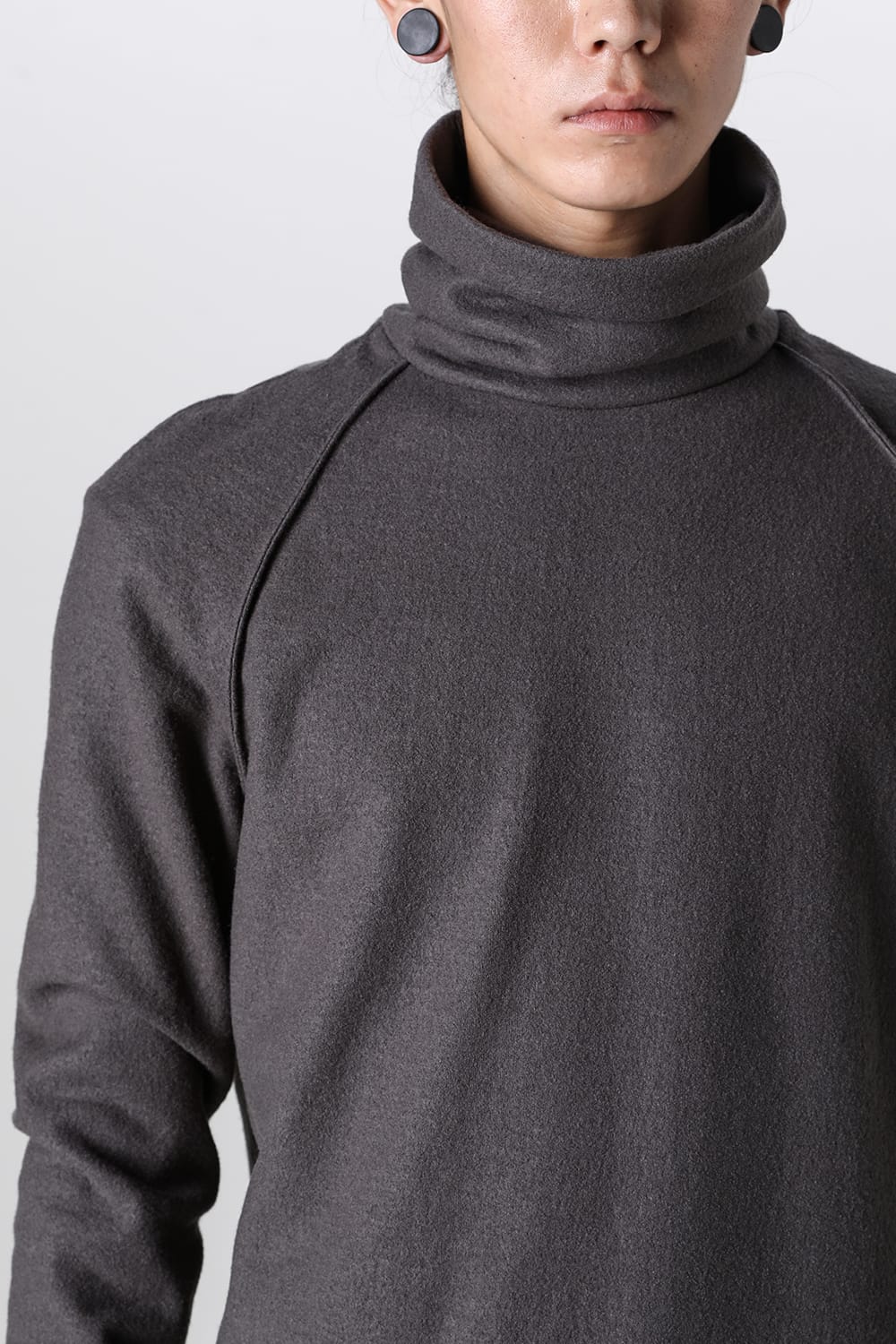 High Neck Long Sleeve T-Shirt Compressed Washer Wool Jersey Charcoal