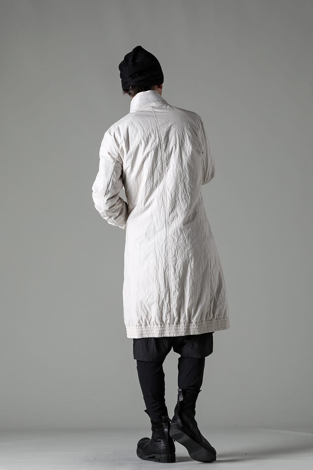 Nylon coat Shrink cotton / nylon White Gray