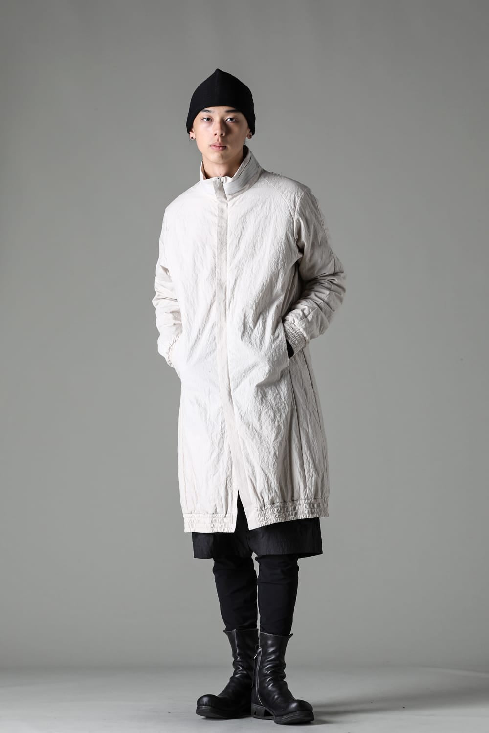 Nylon coat Shrink cotton / nylon White Gray