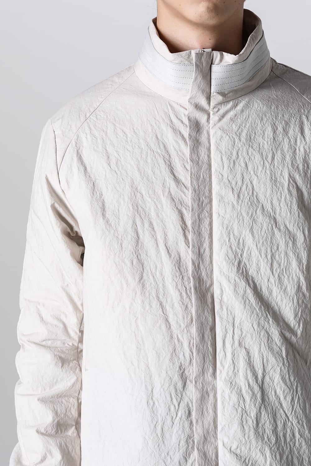 Nylon coat Shrink cotton / nylon White Gray