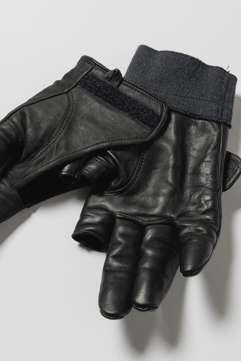 D.HYGEN Collaboration Gloves