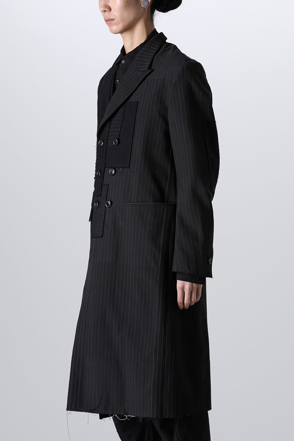 PATCHED CHESTER COAT BLACK / RED STITCH