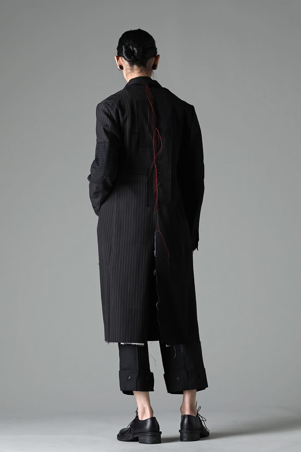 PATCHED CHESTER COAT BLACK / RED STITCH