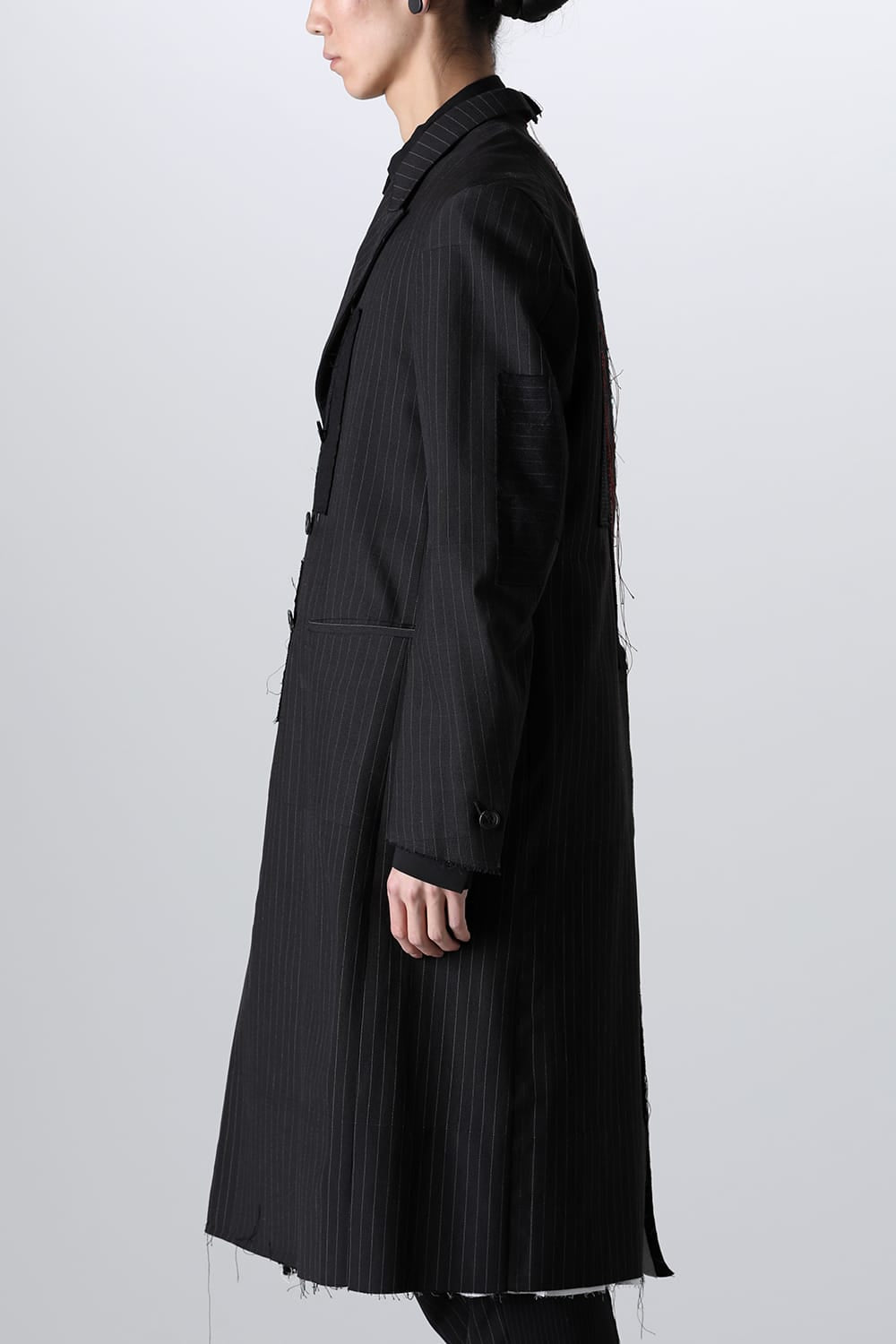 PATCHED CHESTER COAT BLACK / RED STITCH