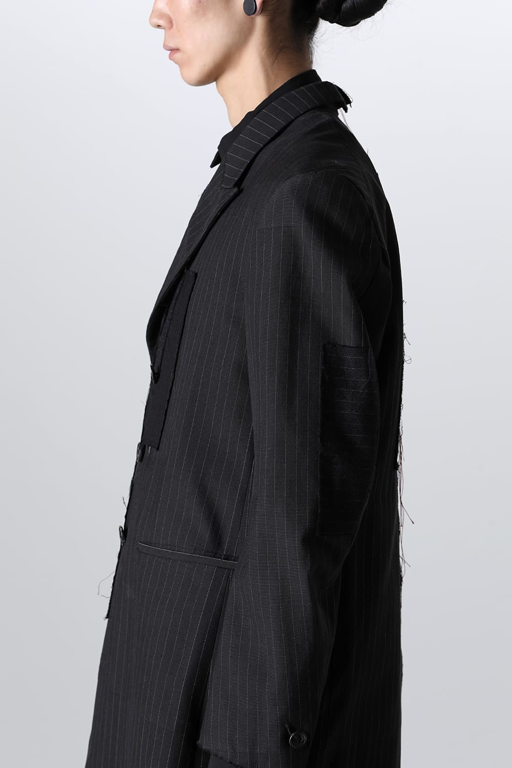 PATCHED CHESTER COAT BLACK / RED STITCH