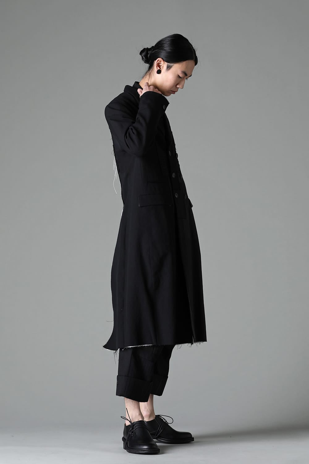 PATCHED CHESTER COAT BLACK / WHITE STITCH