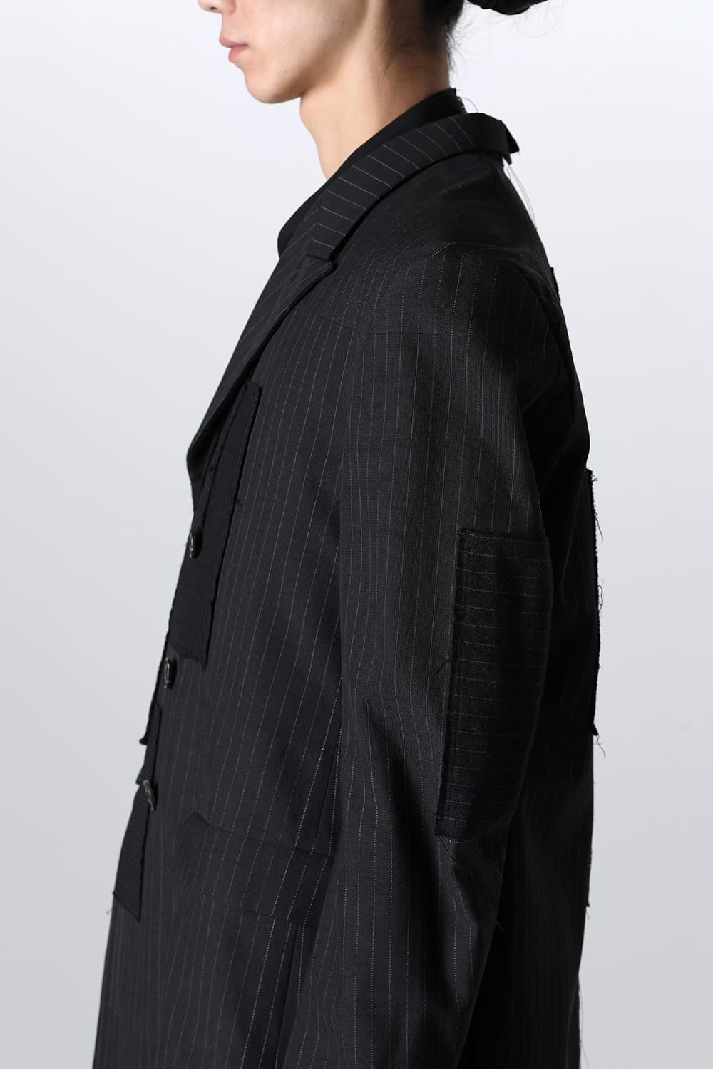 PATCHED CHESTER COAT BLACK / WHITE STITCH