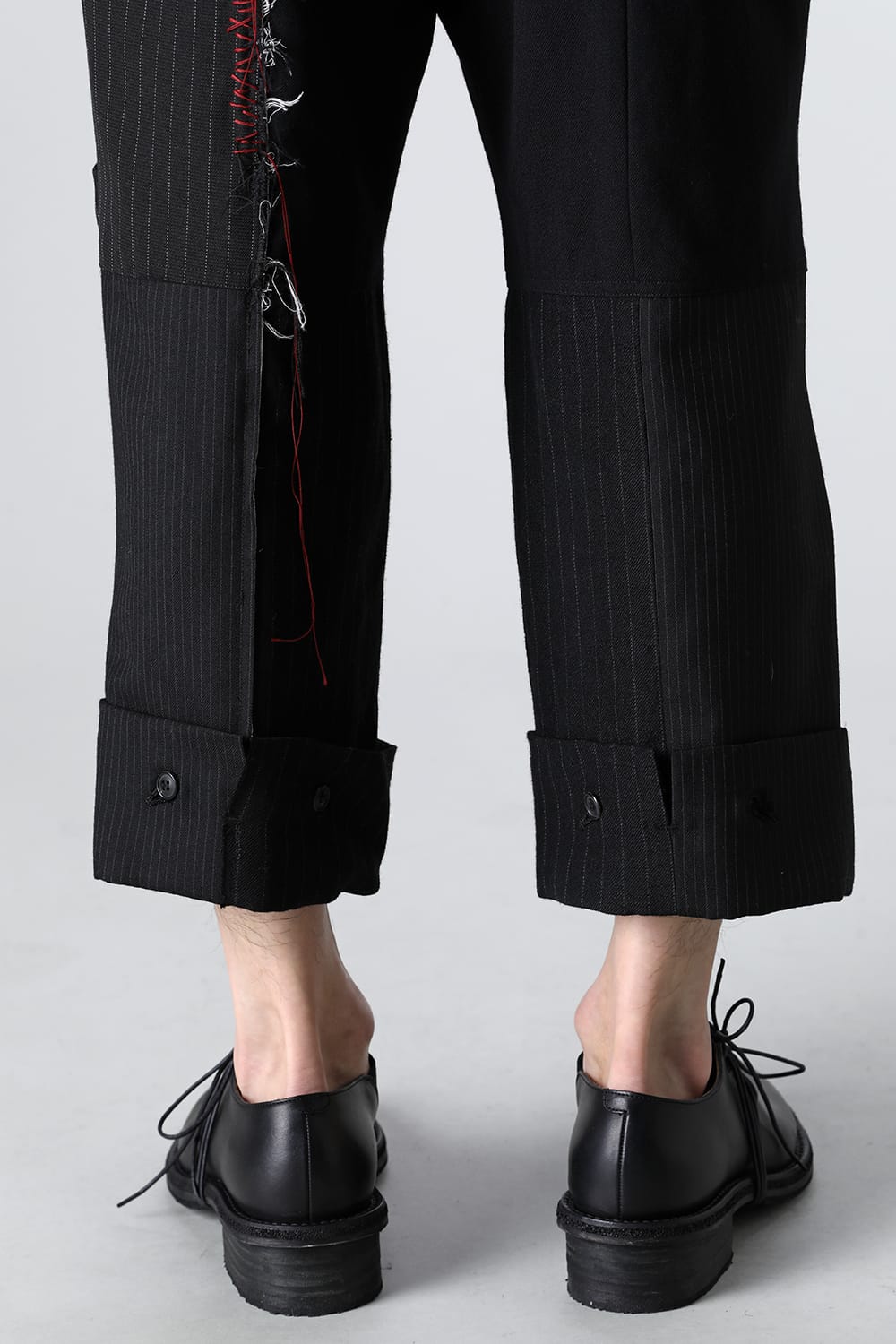 PATCHED WIDE CROPPED TROUSERS BLACK / RED STITCH