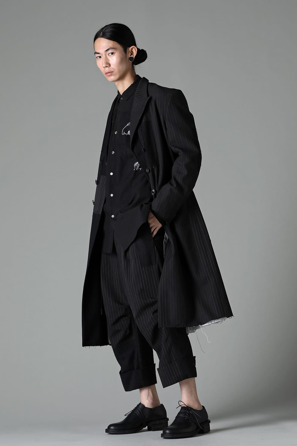 PATCHED WIDE CROPPED TROUSERS BLACK / RED STITCH