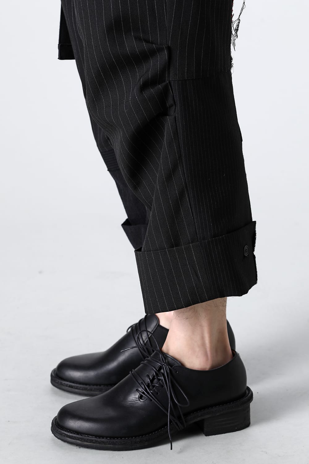 PATCHED WIDE CROPPED TROUSERS BLACK / RED STITCH