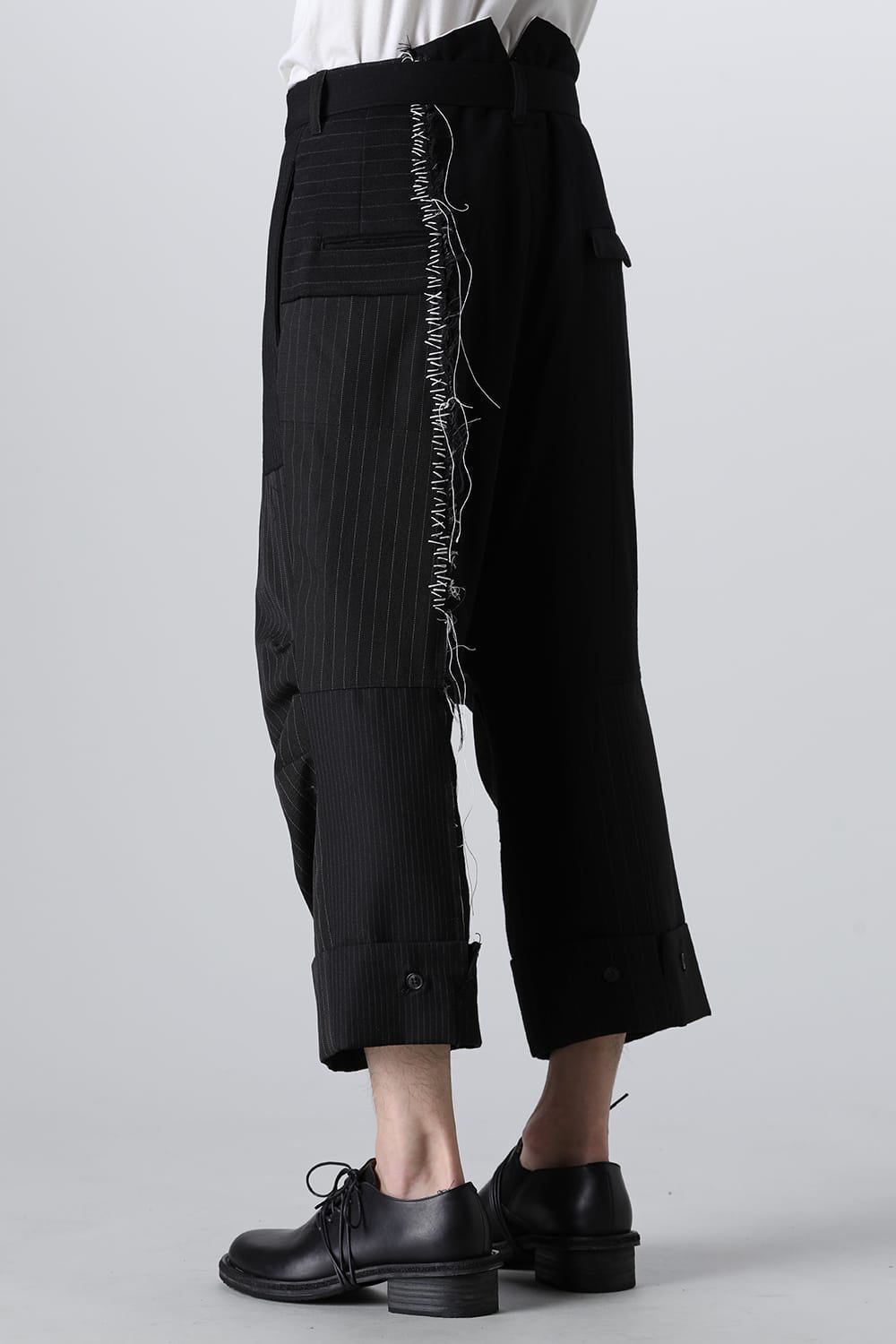 PATCHED WIDE CROPPED TROUSERS BLACK / WHITE STITCH