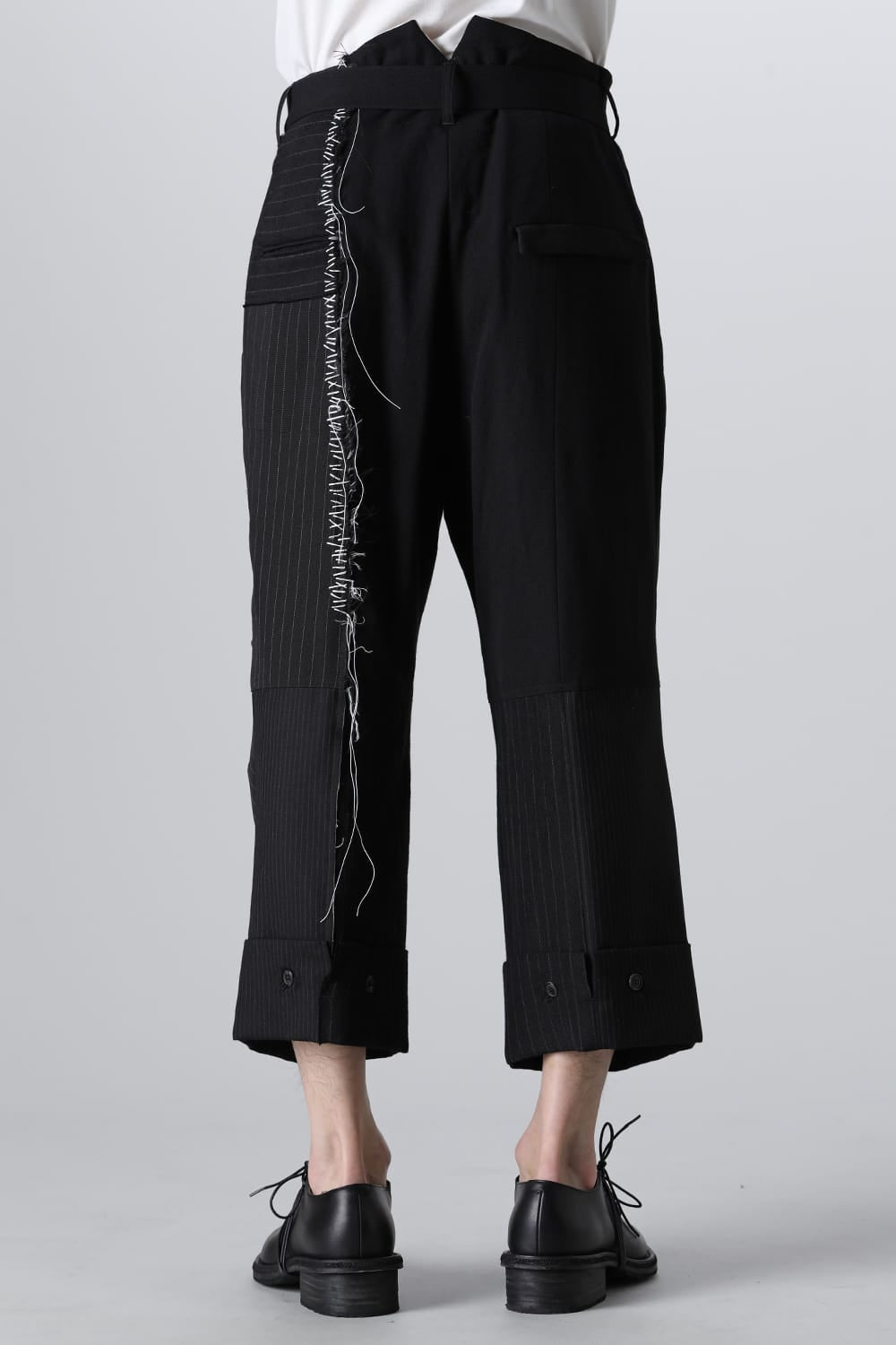 PATCHED WIDE CROPPED TROUSERS BLACK / WHITE STITCH