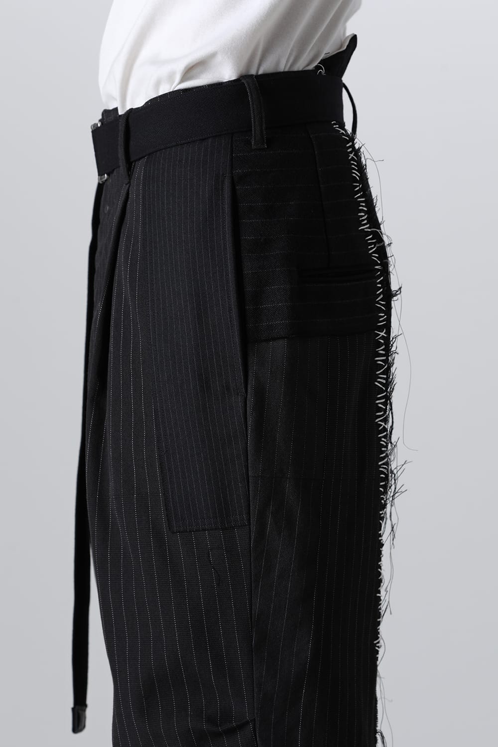 PATCHED WIDE CROPPED TROUSERS BLACK / WHITE STITCH
