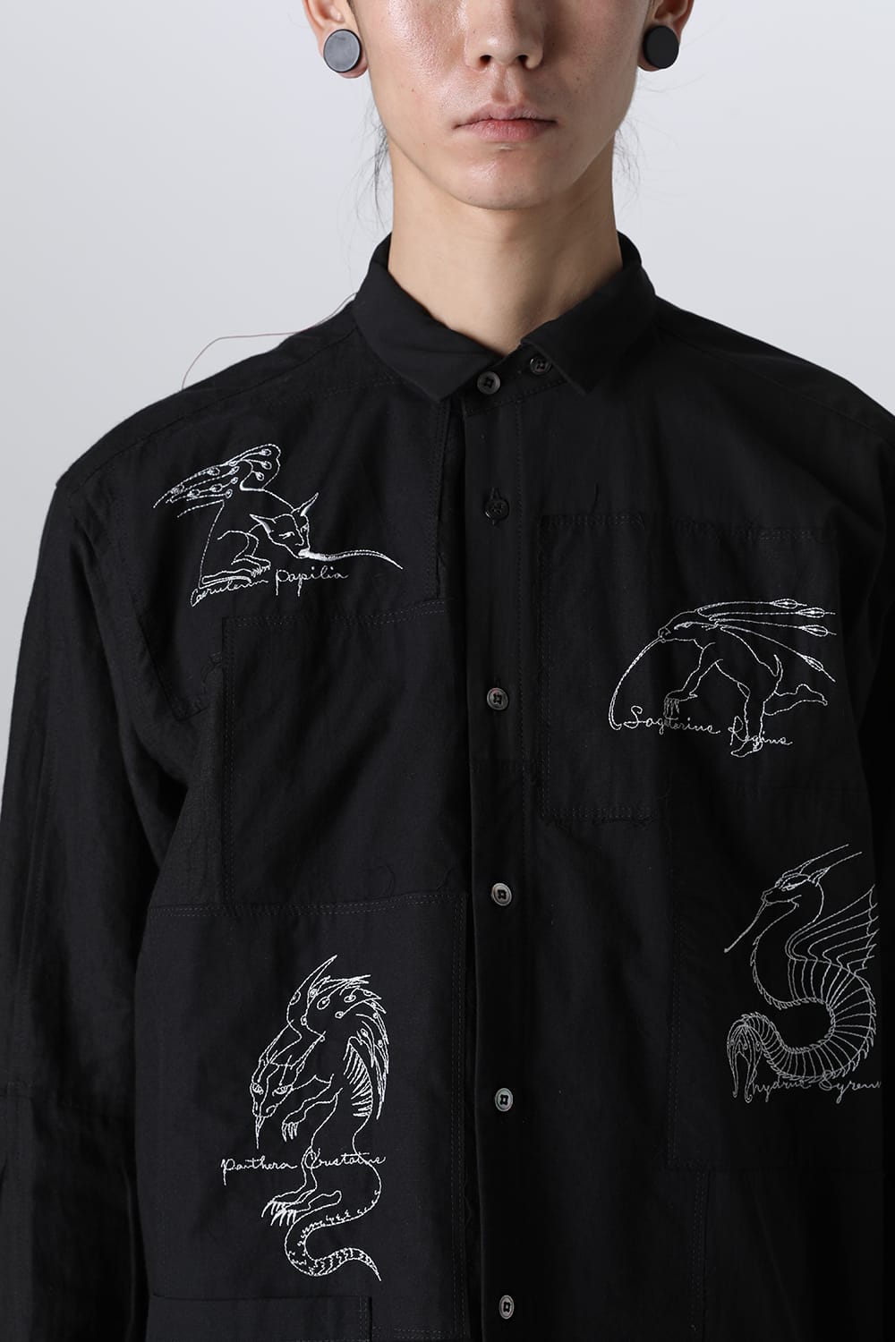 BEASTS EMBROIDERED SHIRT BLACK / RED STITCH