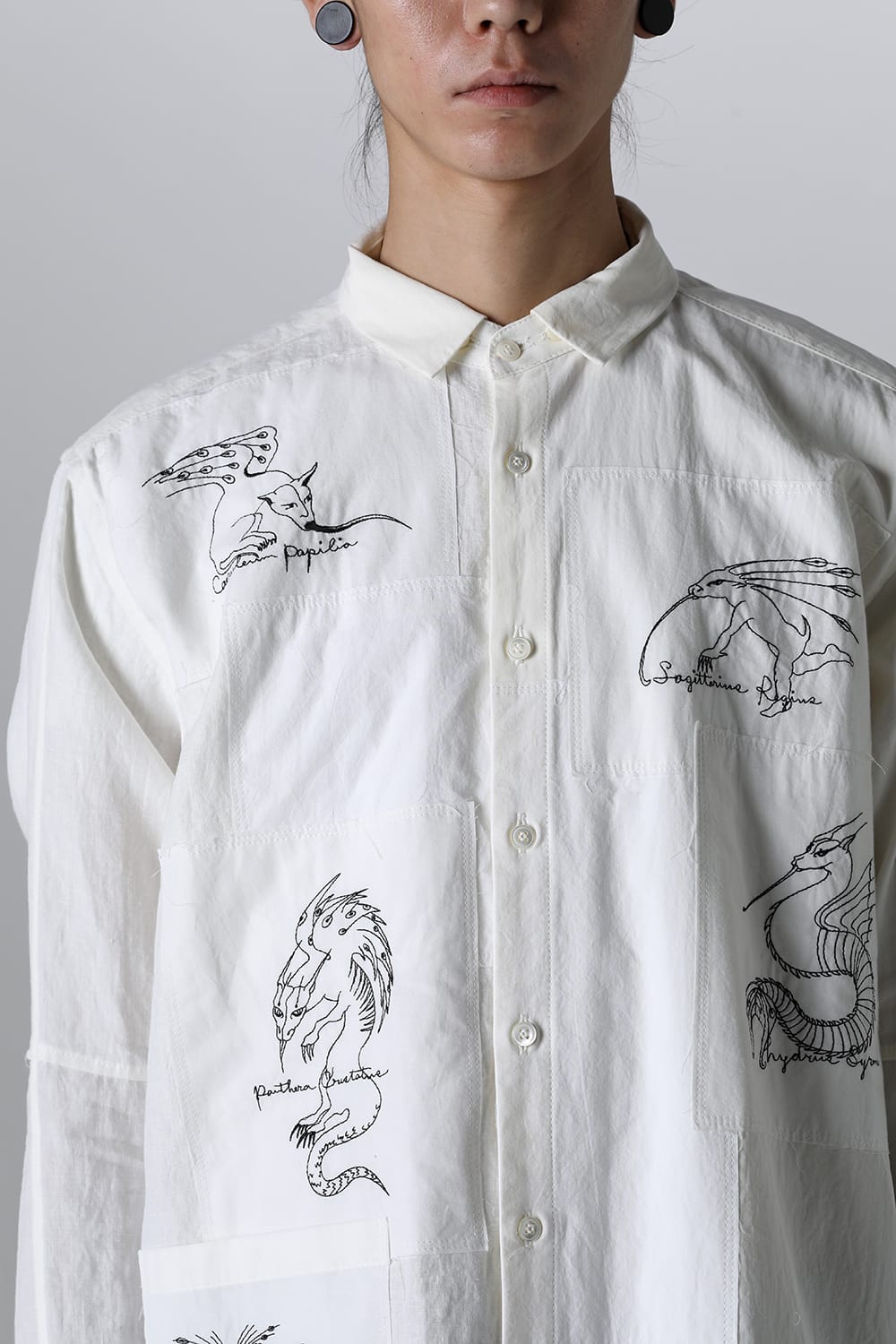 BEASTS EMBROIDERED SHIRT WHITE / RED STITCH