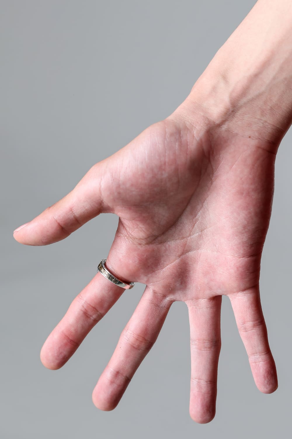 GR69 - Erotokritos Band Ring