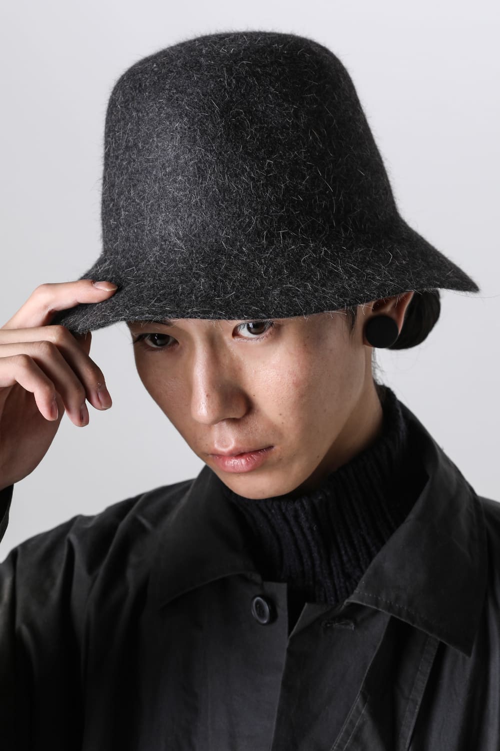 HAT#9 Rabbit Far Felt Anthracite