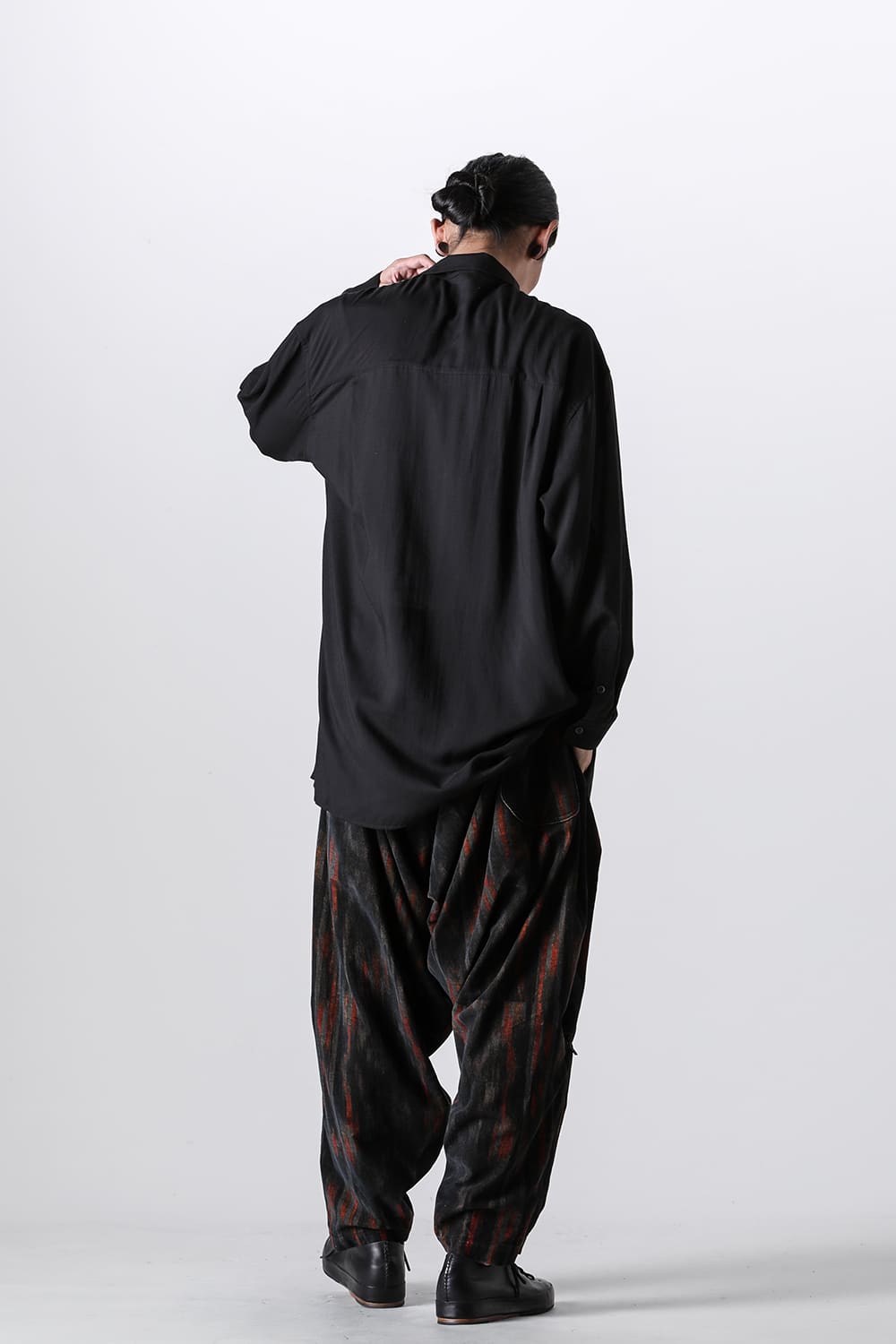 Open Collar Chin Frap Blouse