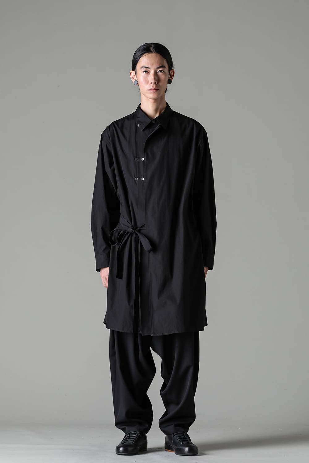 Left 2Layered Chain Stitch Gown Blouse Black