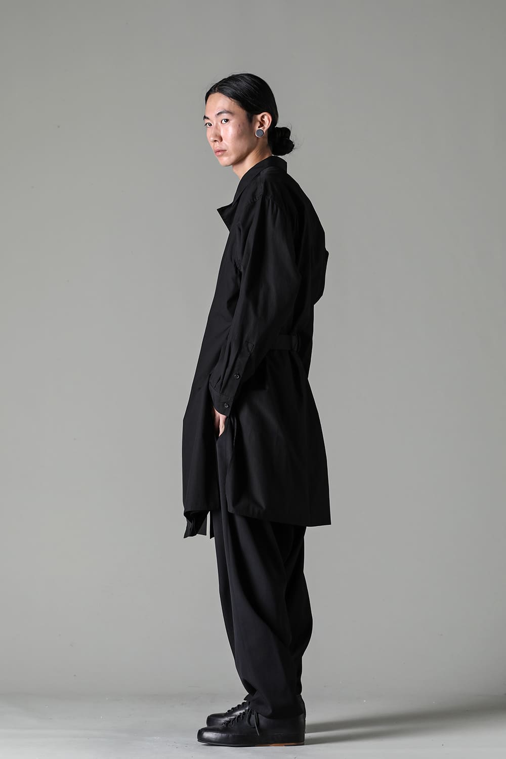 Left 2Layered Chain Stitch Gown Blouse Black