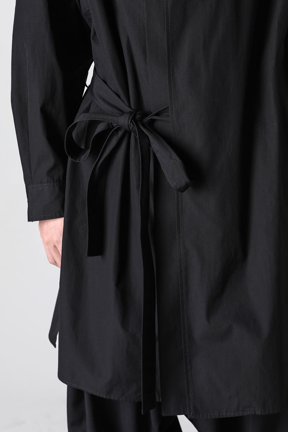 Left 2Layered Chain Stitch Gown Blouse Black