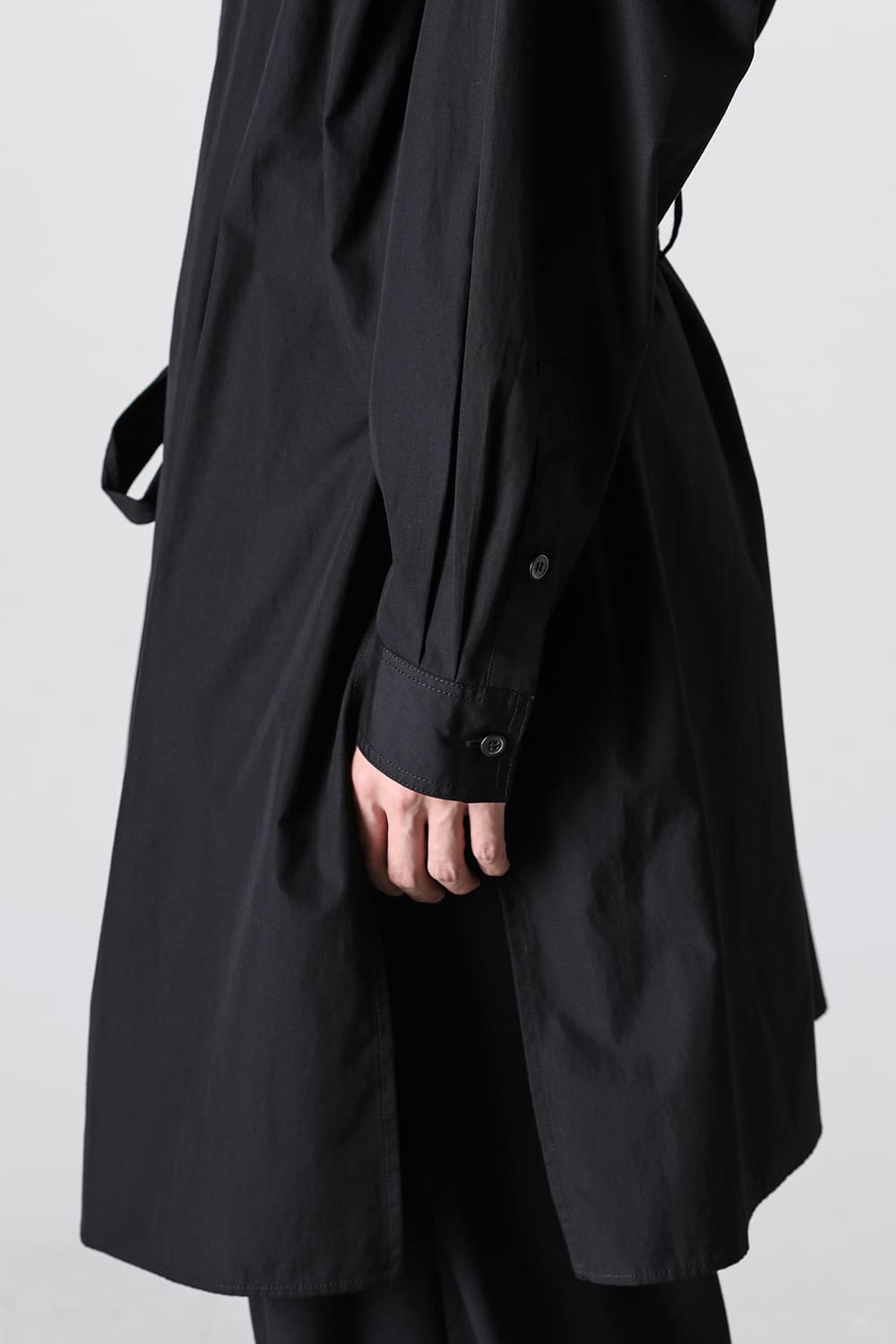 Left 2Layered Chain Stitch Gown Blouse Black