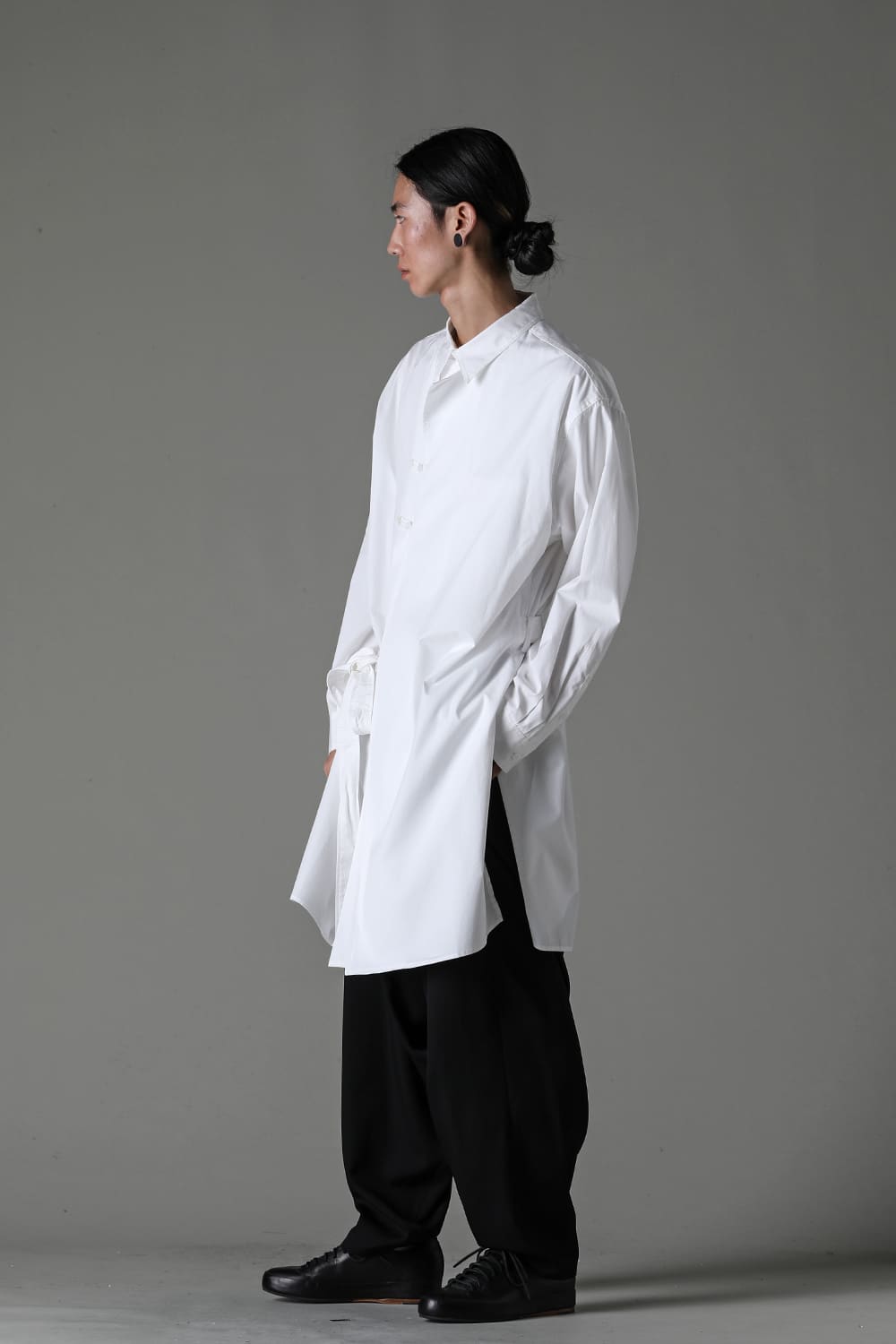 Left 2Layered Chain Stitch Gown Blouse White