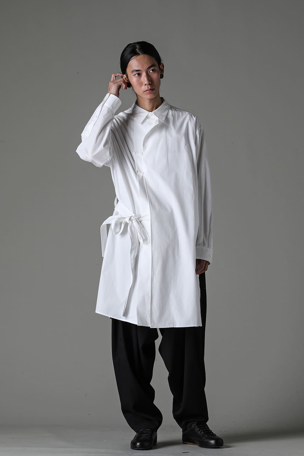 Left 2Layered Chain Stitch Gown Blouse White