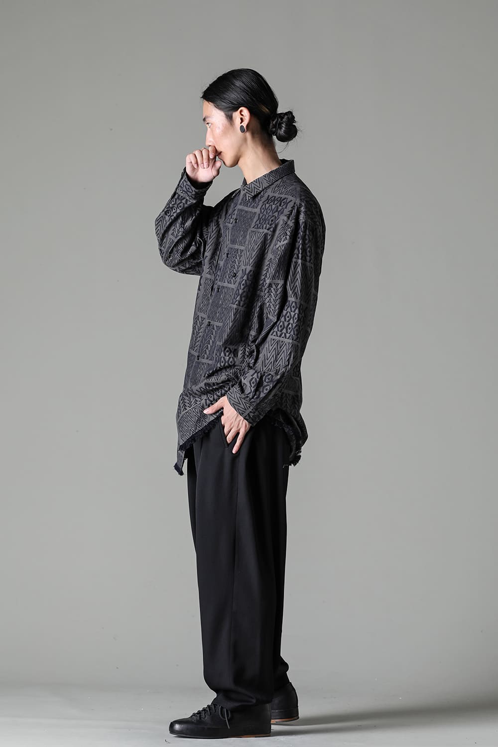 Open Collar Pattern Shirt