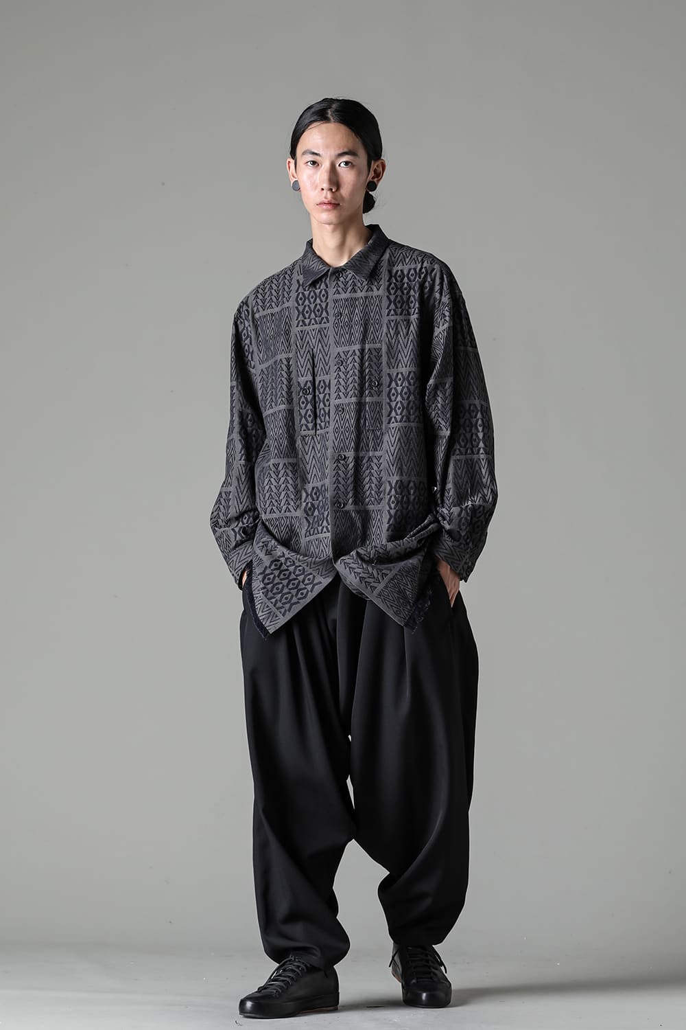 Open Collar Pattern Shirt