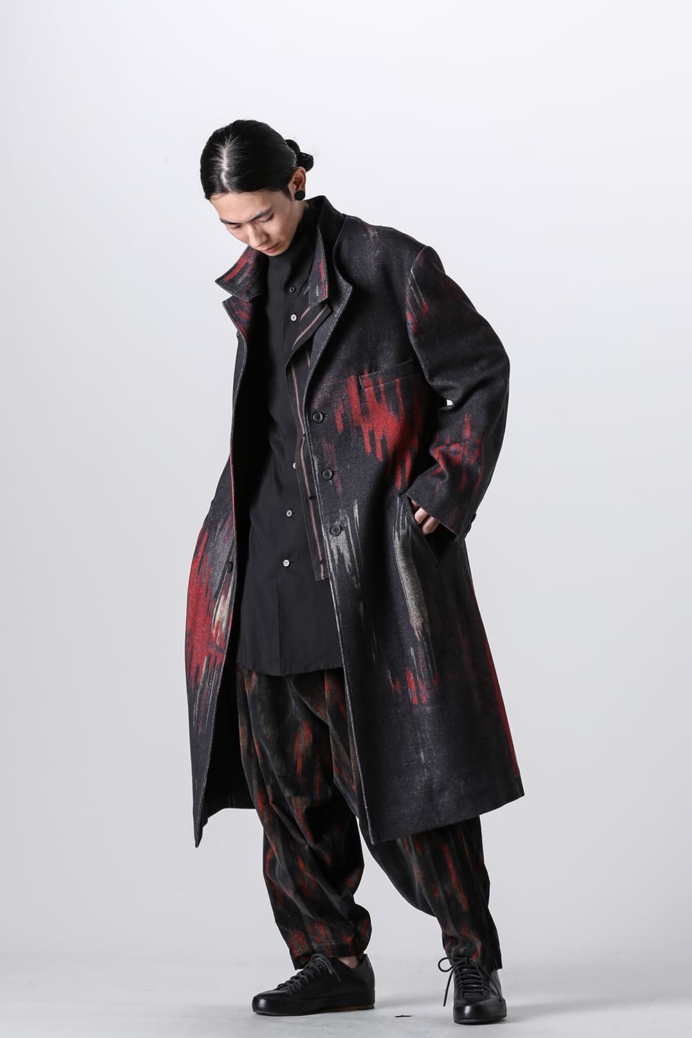 ダブルレイヤード プリントスタンドカラーコート