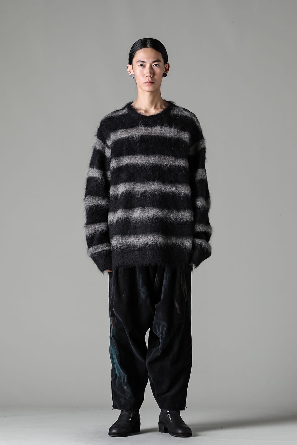 Round Neck Long Sleeve Knit Black