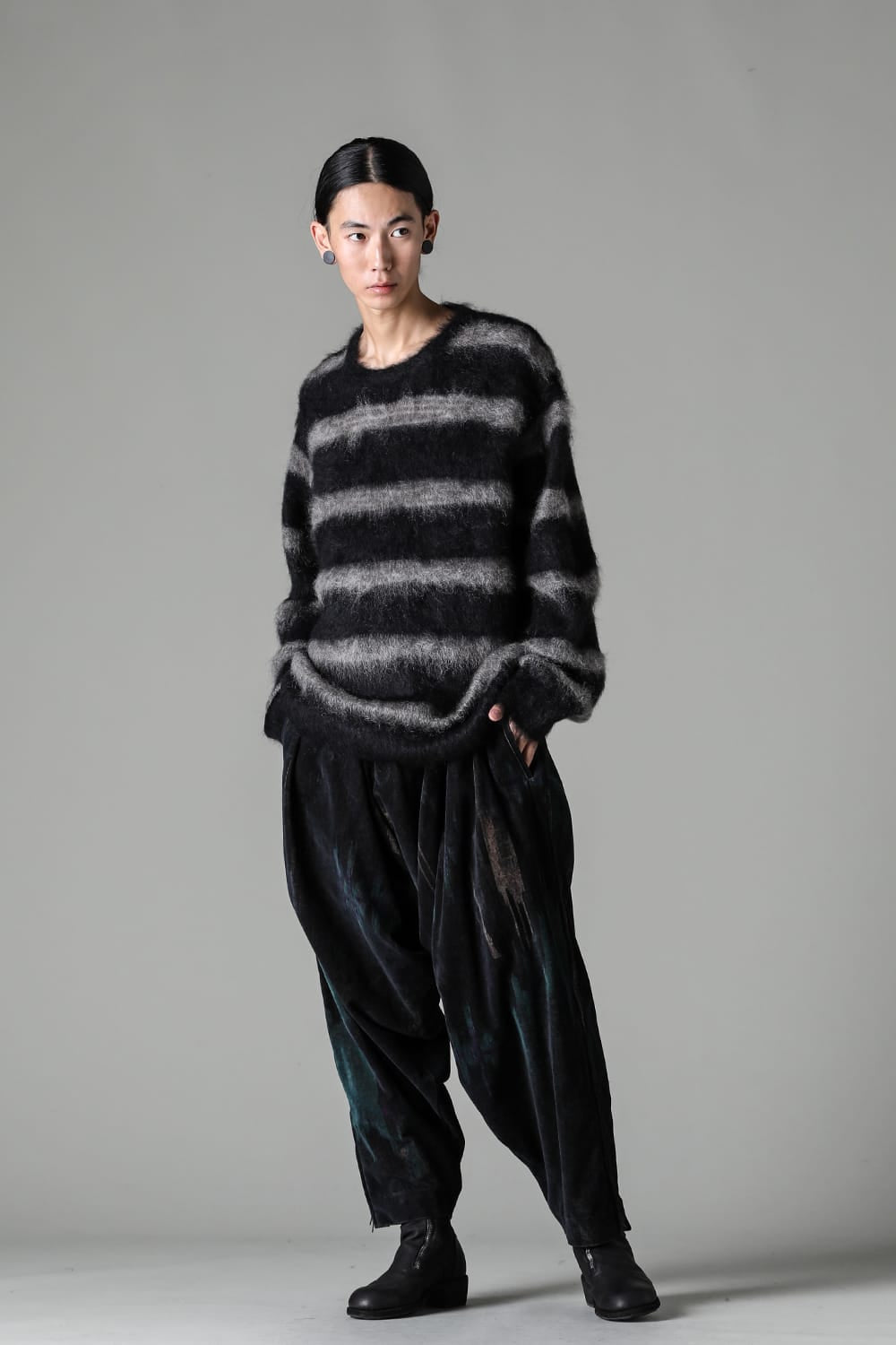 Round Neck Long Sleeve Knit Black